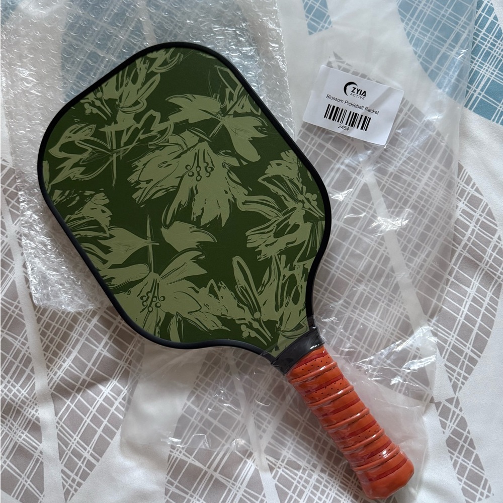 NWT - ZYIA Pickleball Paddle with Green Print